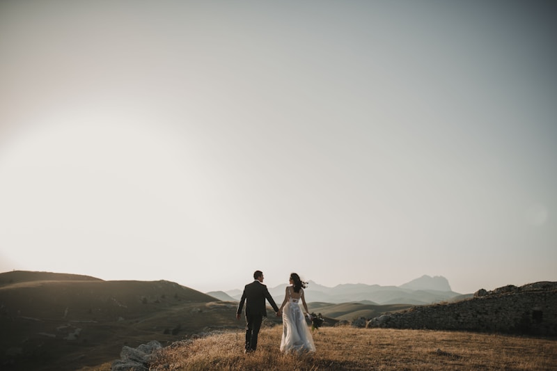 Detalles Únicos en Vestidos de Novia Modernos: La Tendencia del Siglo XXI