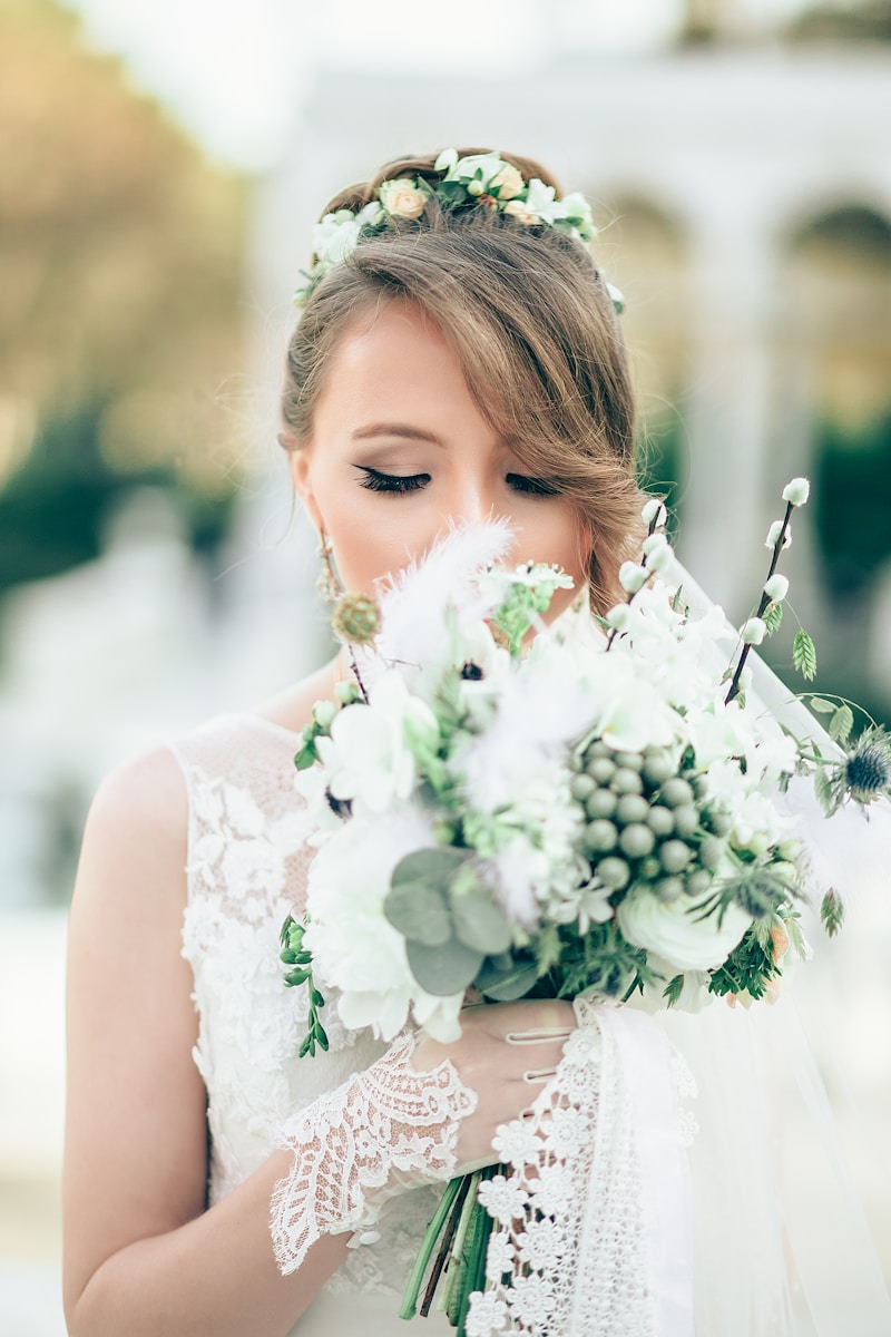 Códigos de Vestimenta en Ceremonias de Boda: Guía Completa para Invitados