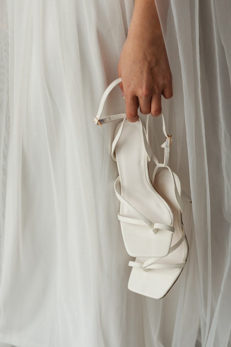 Tendencias de zapatos y complementos nupciales para 2024